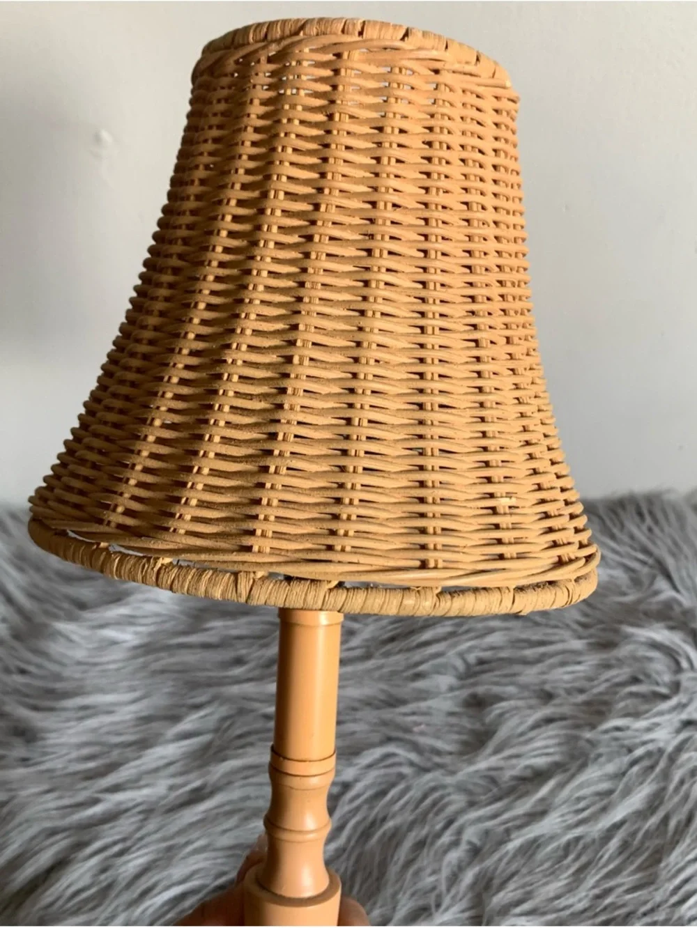 Vintage rattan wicker lampshade lamp